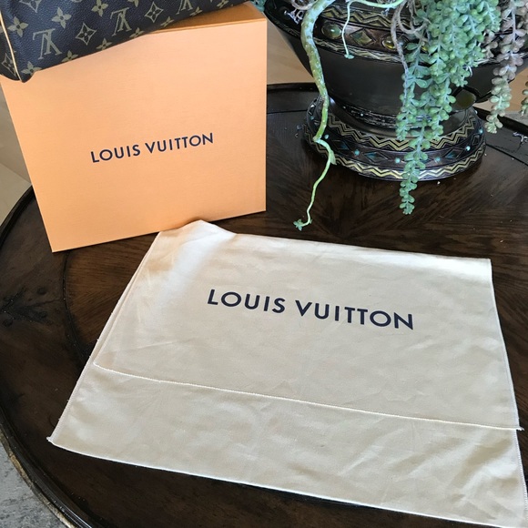 Exquisite Louis Vuitton Speedy 30 - Picture 8 of 17